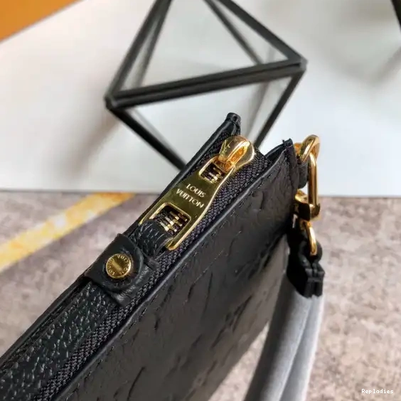 Fake Louis Bags POCHETTE MM MÉLANIE VUITTON LOUIS 0701